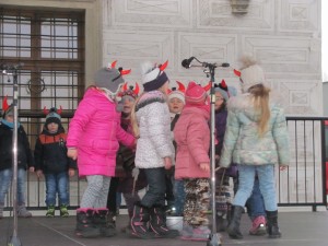Vypouštění balonku, aerobik vánoční večírek 037