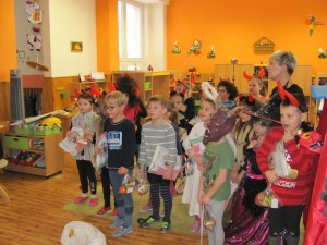 Návštěva Mikuláše, anděla a čerta  5.12.2017 036