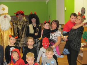 Návštěva Mikuláše, anděla a čerta  5.12.2017 079