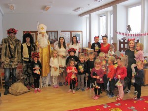 Návštěva Mikuláše, anděla a čerta  5.12.2017 098